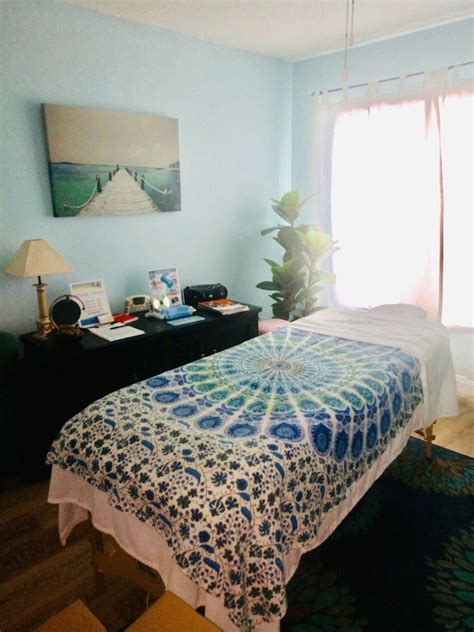 Massage Therapist Serving The Villages, FL.
